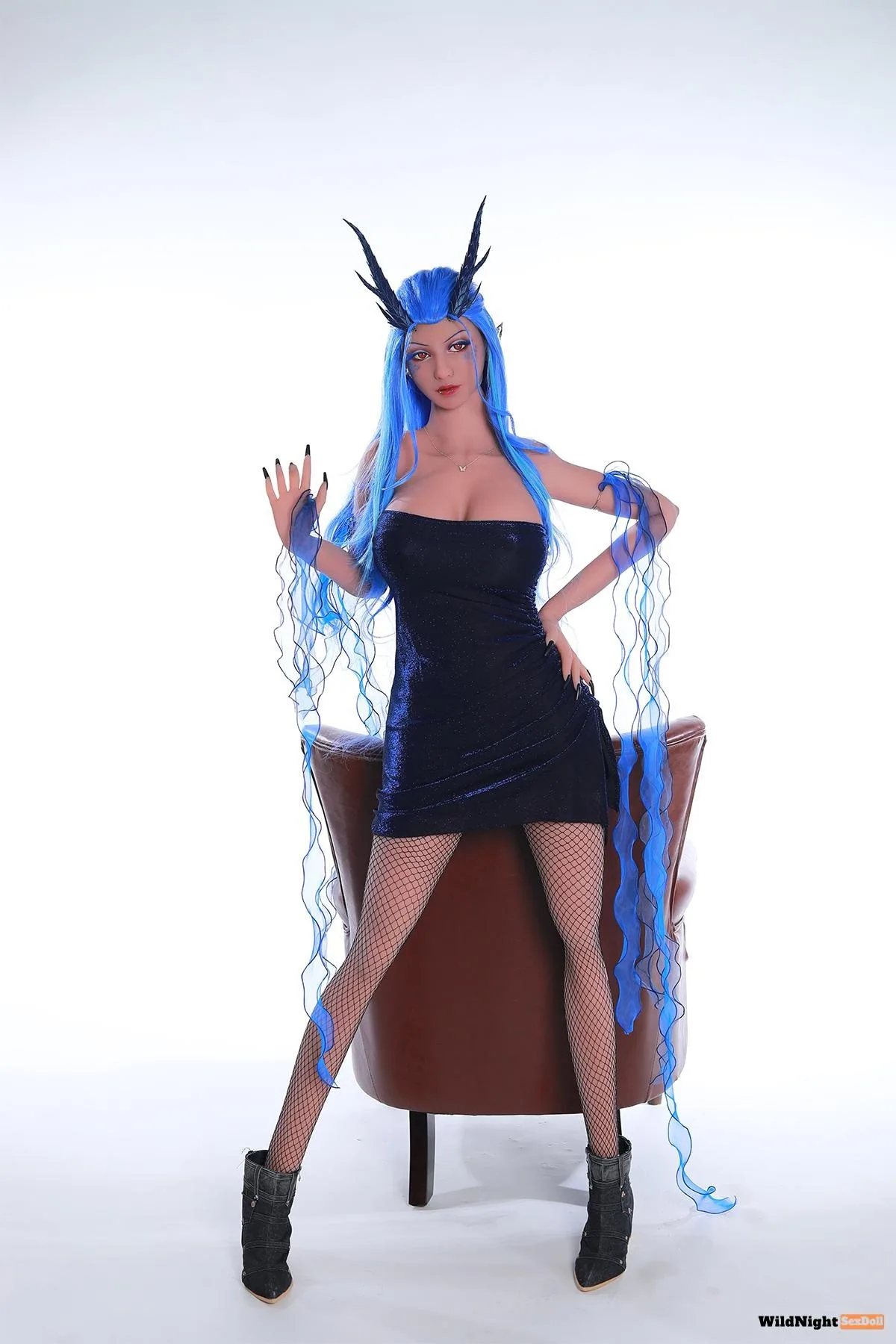 168cm/5ft6 G-cup Dragon Fantasy Doll Drakara With TPE Head product image showing body appearance and material texture