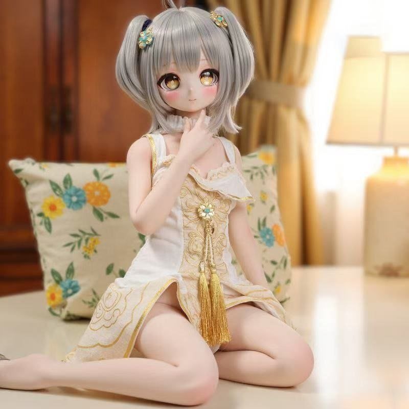 DD098 Aiko 85cm TPE anime doll sitting pose highlighting the detailed fabric and texture of her ornate dress Aiko Anime Full body Tpe Figure with Articulated Skeleton Tpe Body Pvc Head 68cm Dd098 Aiko 85cm Tpe Anime Doll Sitting Pose Highlighting the Detailed Fabric and Texture of Her Ornate Dress Dd098 Dd098 aiko sitting pose detailed outfit fabric texture